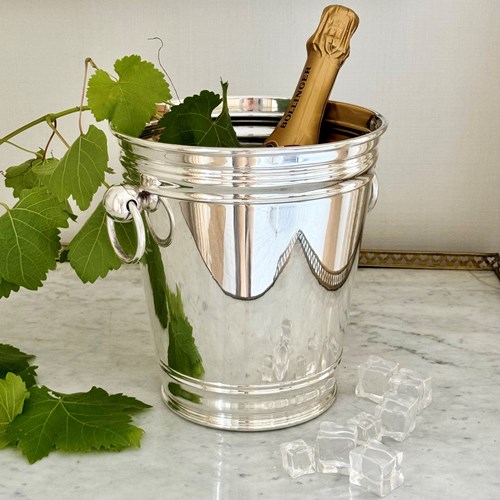 Exemplary Art Deco Elkington Silver Plated Wine Bucket 1939