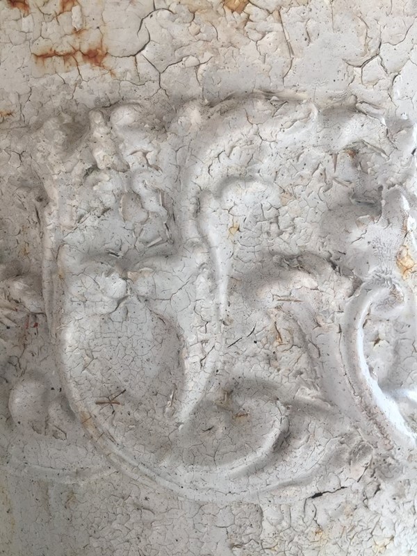 Gadrooned Urn On Plinth-tigers-decorative-cbcf740a-8c97-4753-8b2a-14b15a873fba-1024x1024-main-636916289682252797.jpg
