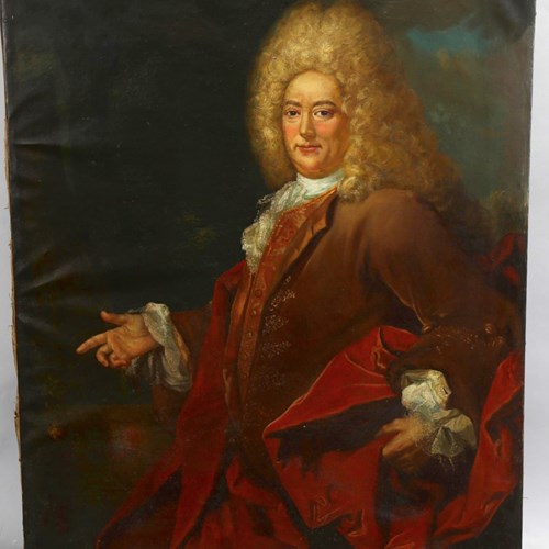 An C18th Oil On Canvas Portrait Of A Gentleman 
