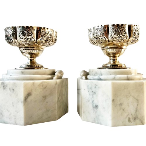 A Pair Of Fascinating French White Marble Stands With Serpents, Art Deco, 1920'S