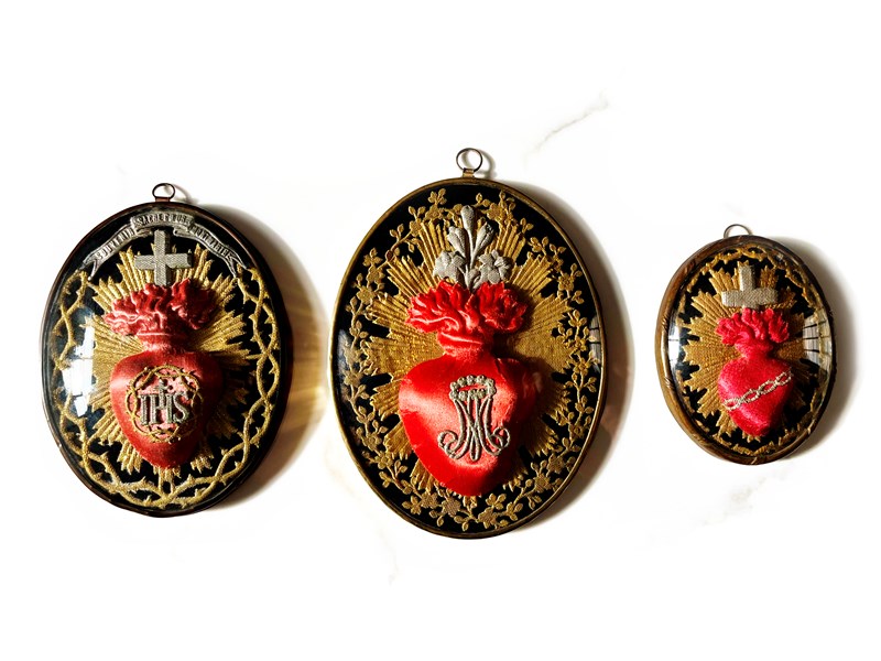 Set Of Three Antique French Sacred Hearts, 1800’S-treasure-cabinet-img-1673-main-638433439084274157.jpg