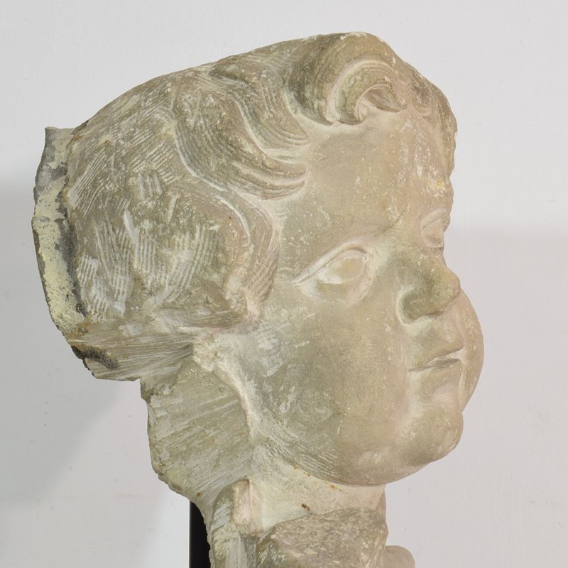 Italian 17/18th Century  Limestone Angel Head-tresors-trouves-20037215-main-637582178161608941.JPG