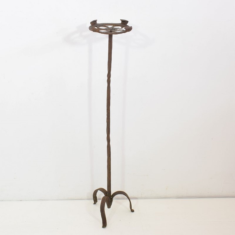 17th-18th Century Hand Forged Iron Candleholder-tresors-trouves-2004641-main-637995647512054245.JPG