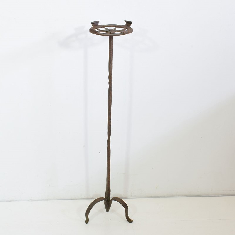 17th-18th Century Hand Forged Iron Candleholder-tresors-trouves-2004646-main-637995648116881181.JPG