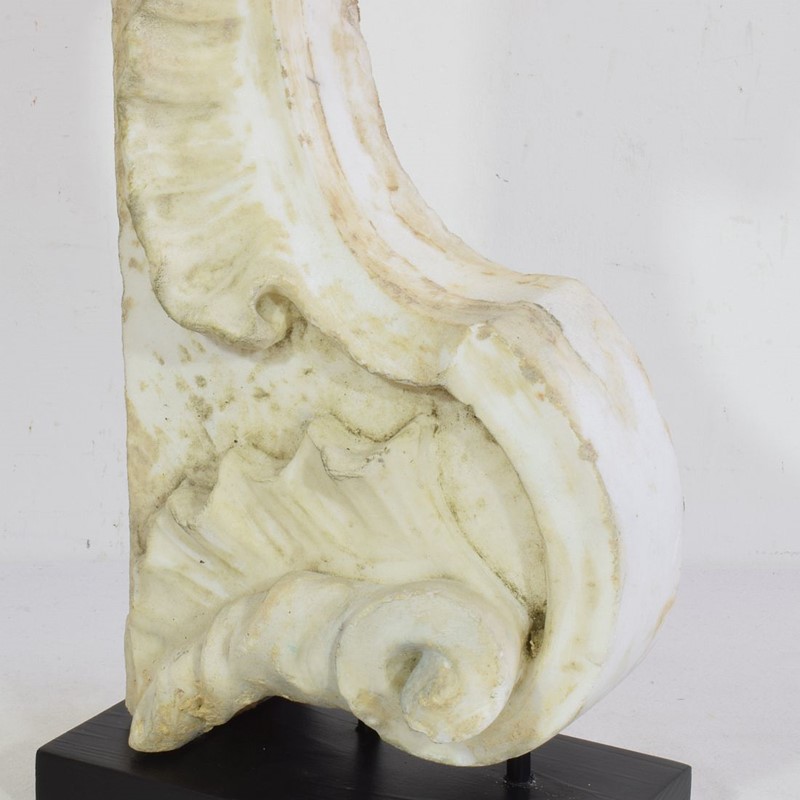 17th/ 18th Century Italian White Marble Ornaments-tresors-trouves-21004813-main-637996544313547984.JPG