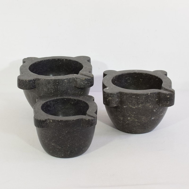 French 18th-19th Century Black Marble Mortar-tresors-trouves-21018111-main-637996465563517006.JPG