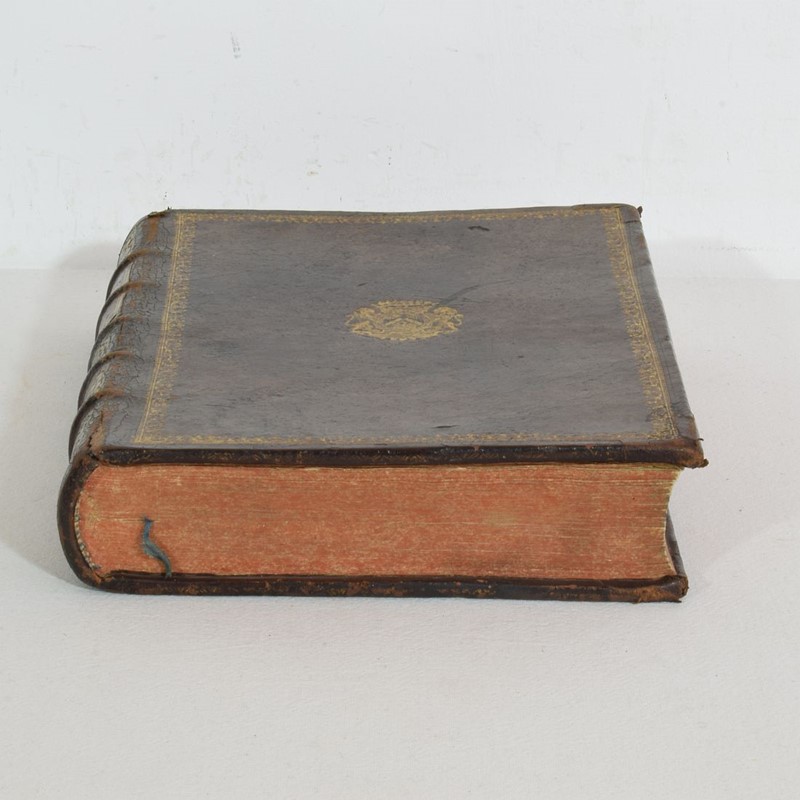 18th Century French Leather Keepsake, Hiding Book-tresors-trouves-21030212-main-637996303885318706.JPG