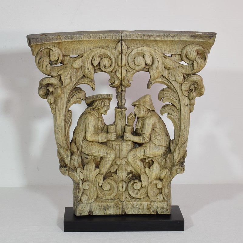 18th / 19th Century French Weathered Oak Capital-tresors-trouves-2104470-main-637996315342439279.JPG