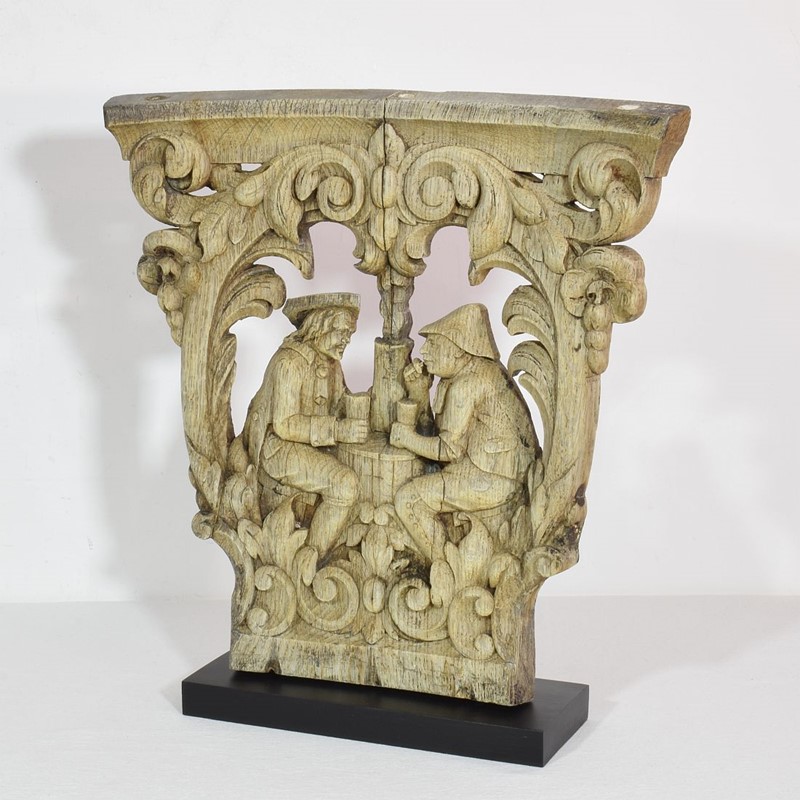 18th / 19th Century French Weathered Oak Capital-tresors-trouves-2104471-main-637996315504782604.JPG