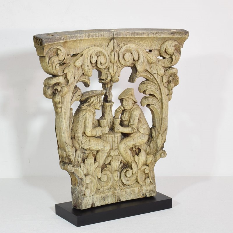 18th / 19th Century French Weathered Oak Capital-tresors-trouves-2104472-main-637996315509001596.JPG