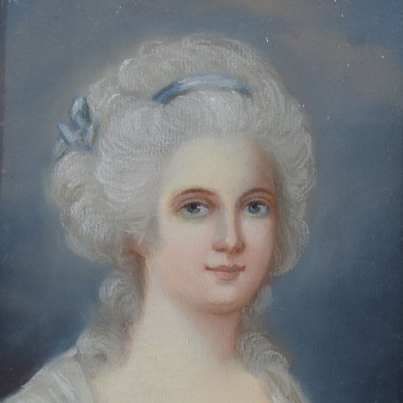 18th Century Pastel Portrait of a Young Woman-tresors-trouves-2200571-main-637869887816528772.JPG