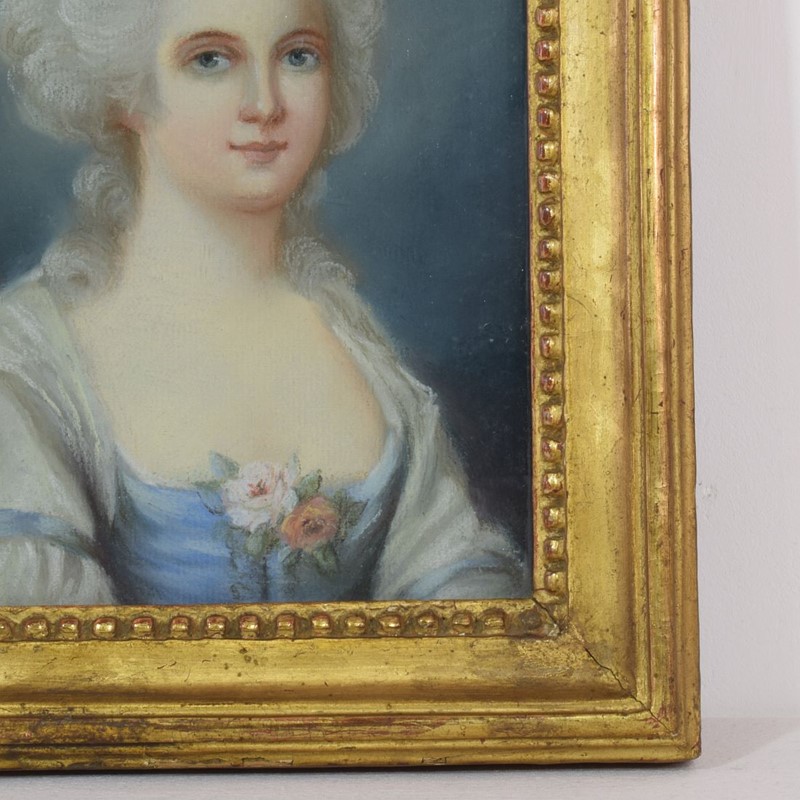 18th Century Pastel Portrait of a Young Woman-tresors-trouves-2200577-main-637869887943437623.JPG
