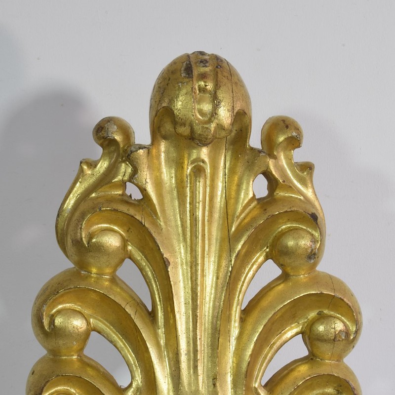 18th Century Italian Neoclassical Ornaments-tresors-trouves-22014111-main-637996371138383715.JPG