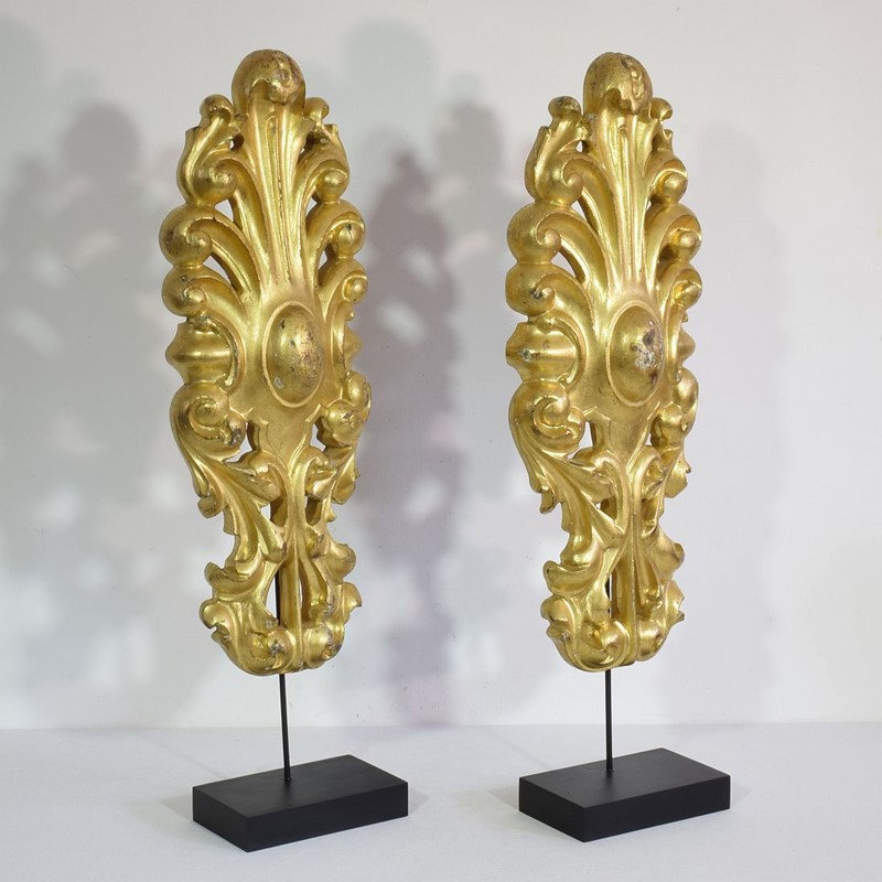 18th Century Italian Neoclassical Ornaments-tresors-trouves-2201412-main-637996371095919323.JPG