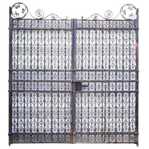 Tall Set Of Antique Georgian Style Driveway Gates 295 Cm (9’ 6”)