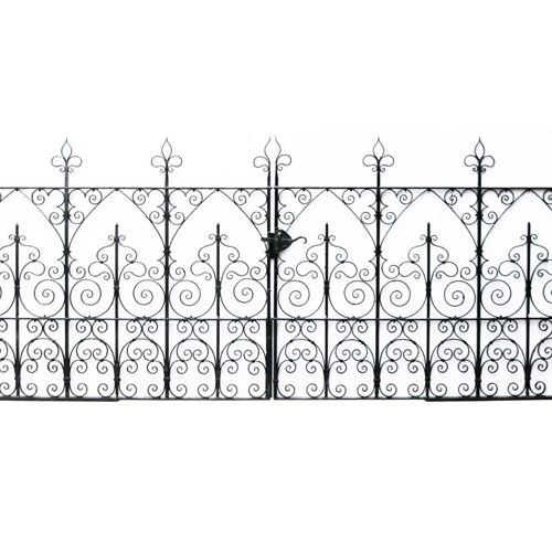 A Set Of Reclaimed Wrought Iron Driveway Gates 396 Cm (13 Ft)