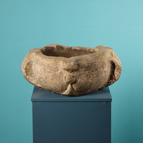 15Th Century English Red Sandstone Font