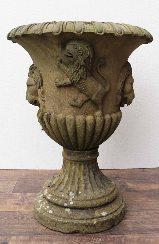 An Antique English Carved Yorkstone Urn-uk-heritage-3-28492-119-main-637702395055599844.jpeg