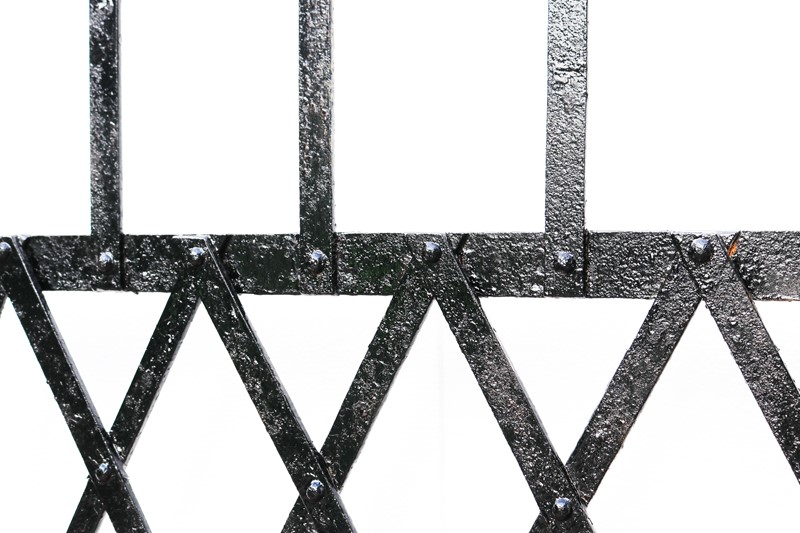 A Set of Reclaimed Wrought Iron Gates -uk-heritage-3-30592-110-main-637636040492349888.jpg