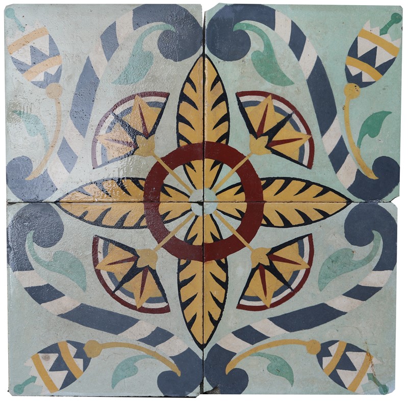 A Reclaimed Set of Four Patterned Tiles-uk-heritage-30092-14-main-637698364160276822.jpeg