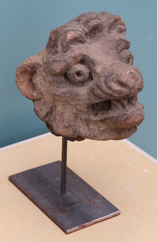 An Antique Carved Stone Lion Head Sculpture-uk-heritage-30368-14-main-637708712002472250.jpeg