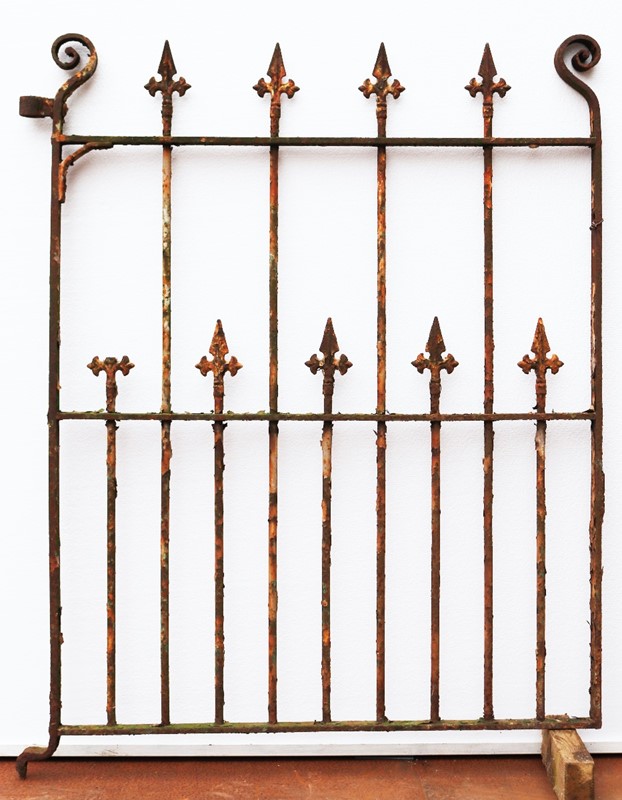 A Reclaimed Victorian Wrought Iron Side Gate-uk-heritage-4-main-637702234612178941.jpg