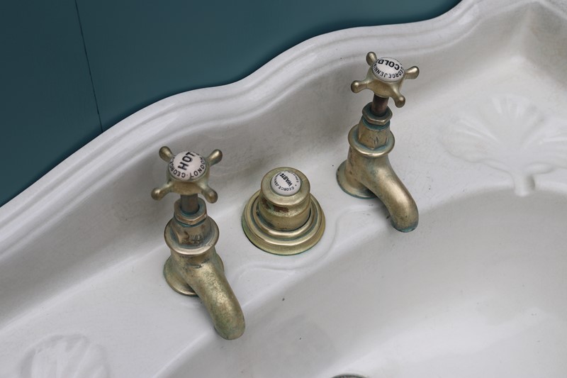 A Reclaimed George Jennings Sink or Wash Basin-uk-heritage-5-30028-15-main-637697263298950769.jpeg