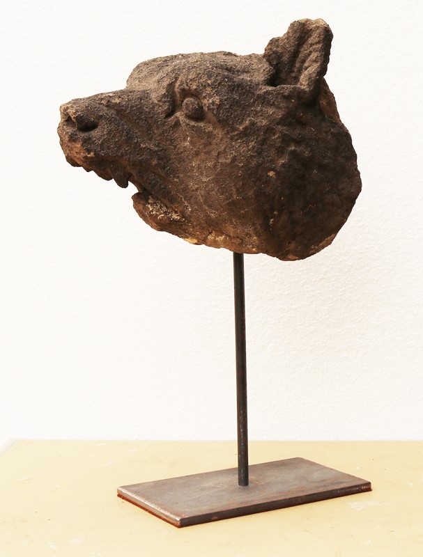 An Antique Carved Stone Bear Head Sculpture-uk-heritage-5-30614-12-main-637636006957644087.jpg