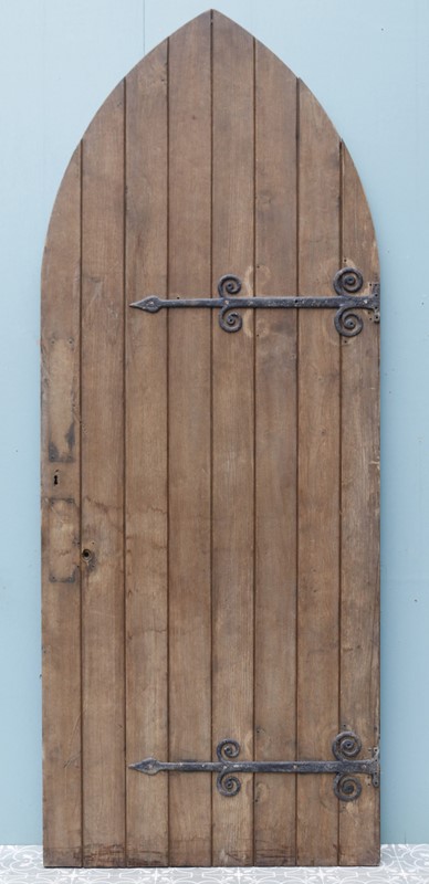 An Antique Gothic Style Arched Oak External Door-uk-heritage-55-antique-door-8-scaled-main-637635921989909662.jpg