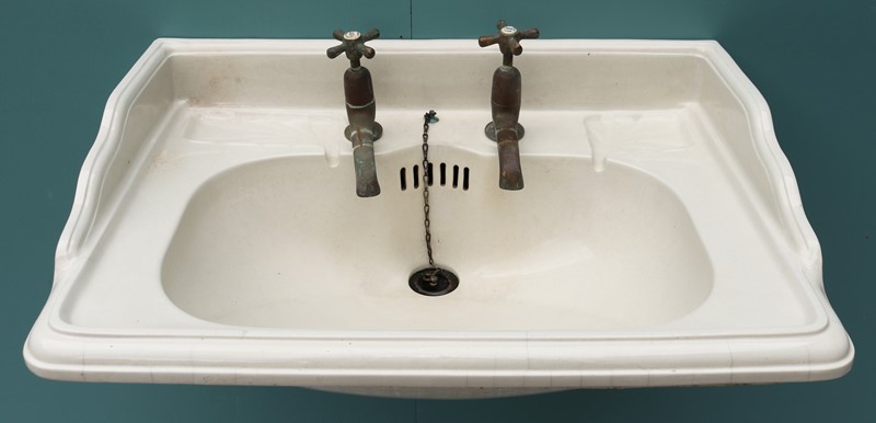 An Antique Wall Mounted Sink or Basin-uk-heritage-6-main-637691907593433592.jpg