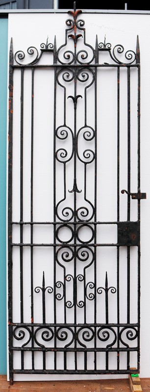 A Reclaimed Side Gate Made of Wrought Iron-uk-heritage-m76-main-637785383774956183.jpeg