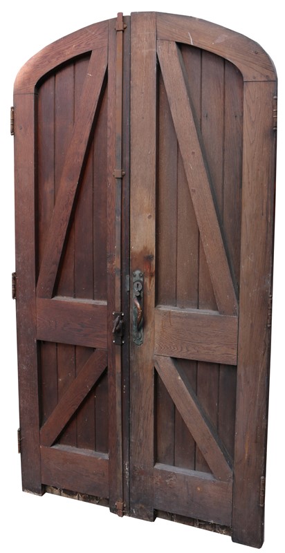 A Set of Arched Oak Exterior Doors with Frame-uk-heritage-uk721-main-637726039519696844.jpeg