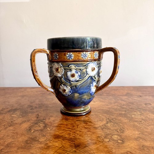 Elegant Quality Antique Royal Doulton Loving Cup 