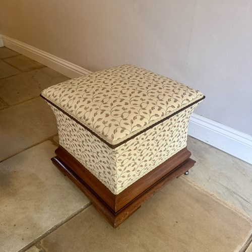 Attractive Quality Antique Victorian Mahogany Upholstered Ottoman Footstool