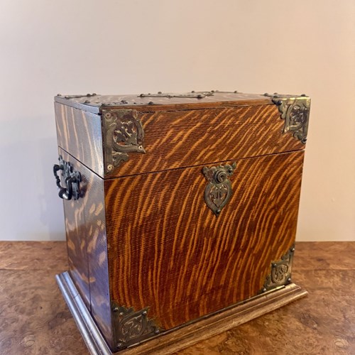 Outstanding Quality Antique Victorian Oak Decanter And Games Box