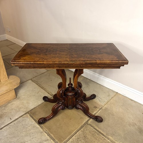 Fine Quality Antique Victorian Walnut Games Table 