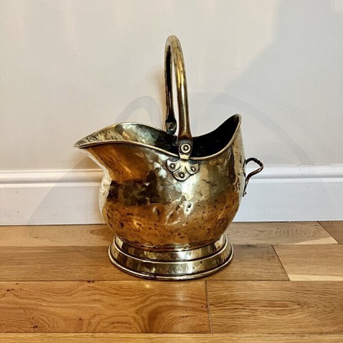 Victorian Quality Brass Helmet Coal Scuttle