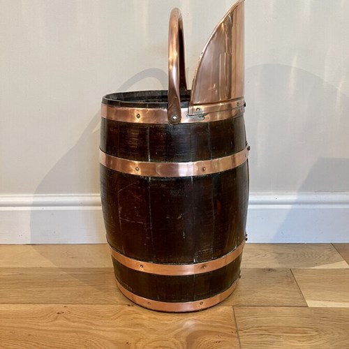 Unusual Antique Edwardian Quality Oak Copper Bounded Coal Bucket 