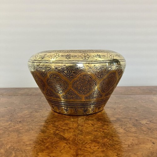 Quality Antique Victorian Brass Jardiniere