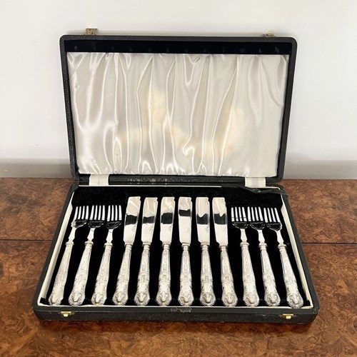 Fantastic Antique Edwardian Twelve Piece Cutlery Set In The Original Box 