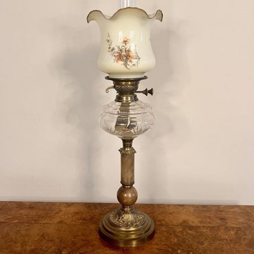 Stunning Quality Antique Victorian Oil Lamp