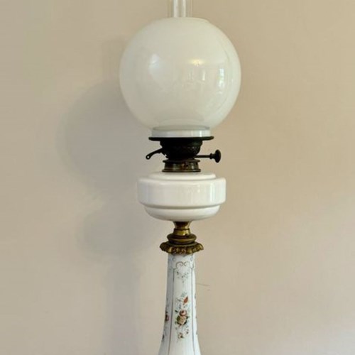Fantastic Quality Antique Victorian Oil Lamp 
