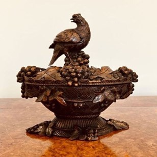 Outstanding Quality Carved Black Fo...