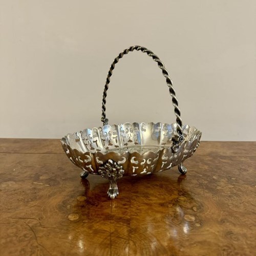 Pretty Antique Edwardian Silver Plated Cake Basket