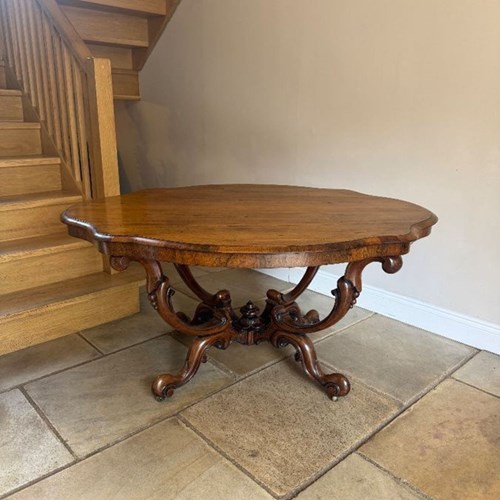 Outstanding Quality Antique Victorian Rosewood Centre Table 