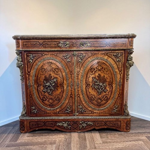 Exquisite Quality Antique 19Th Century French Marquetry Inlaid Cabinet
