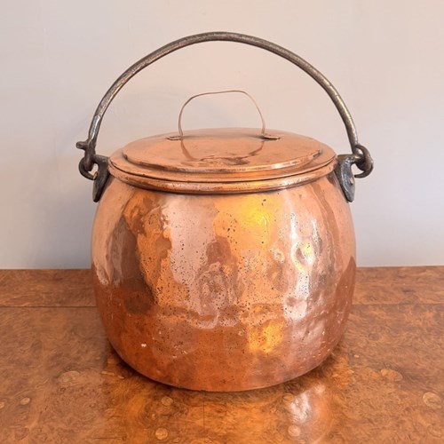 Fantastic Quality Large Antique George III Copper Lidded Pot 