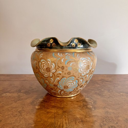 Attractive Quality Antique Royal Doulton Jardiniere