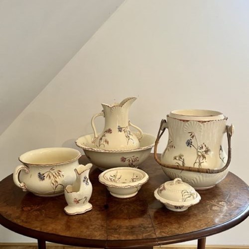 Remarkable Quality Antique Edwardian Bathroom Set By Mark Jones & Sons 