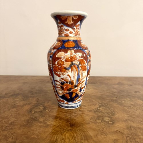 Lovely Quality Antique Japanese Imari Vase